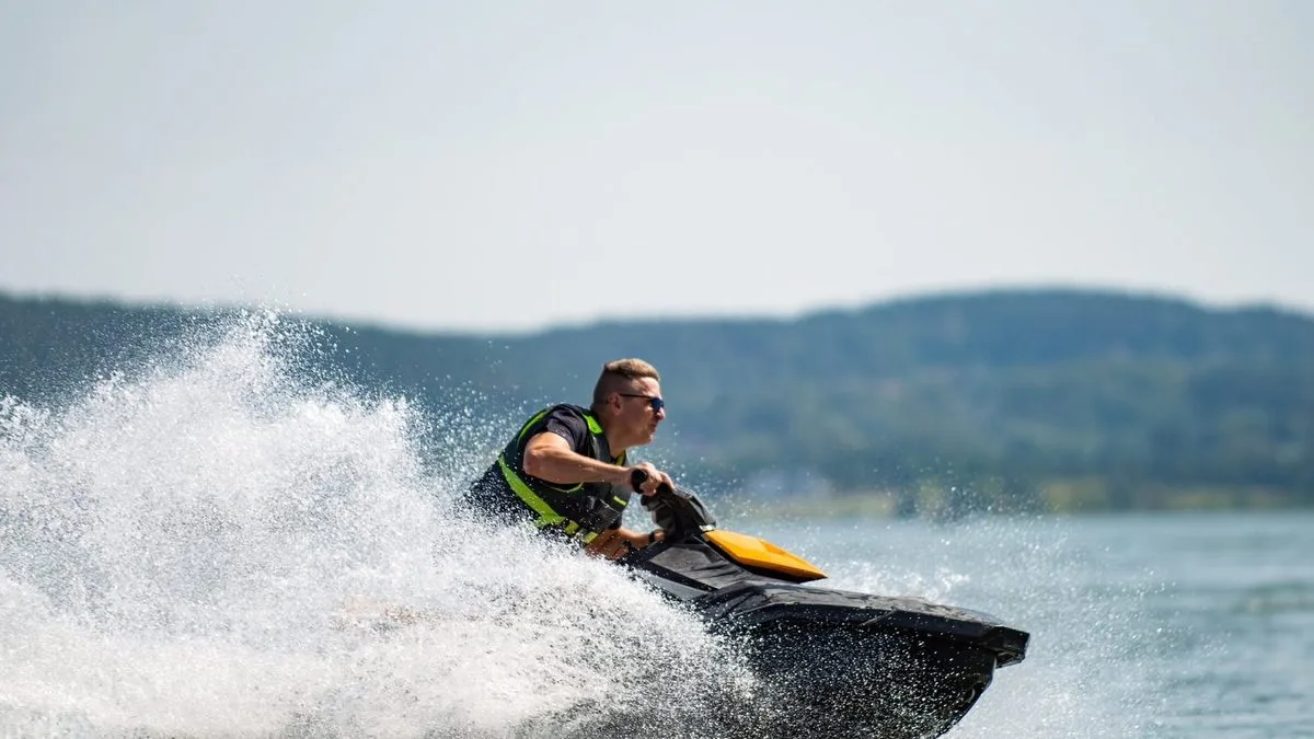 How Much Does Jet Ski Rental Cost in 2026